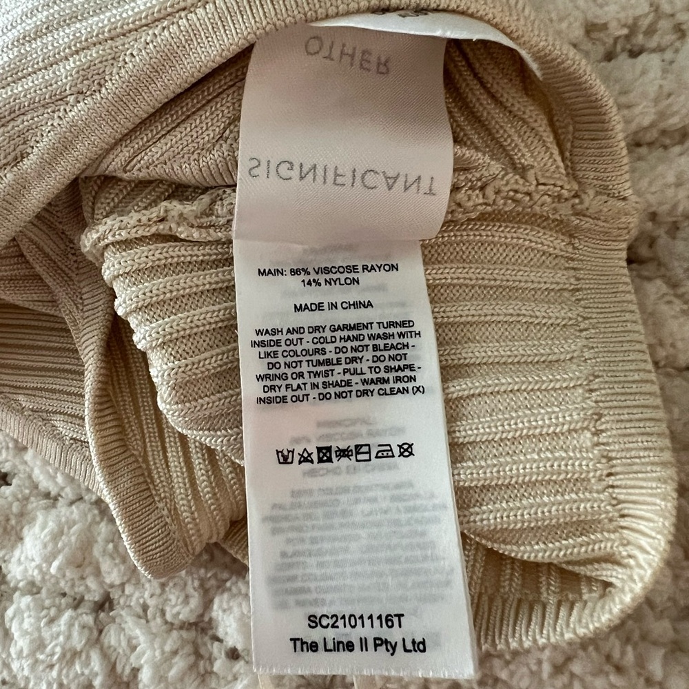 Significant Other Cream Ribbed Wrap Top - Picture 8 of 9